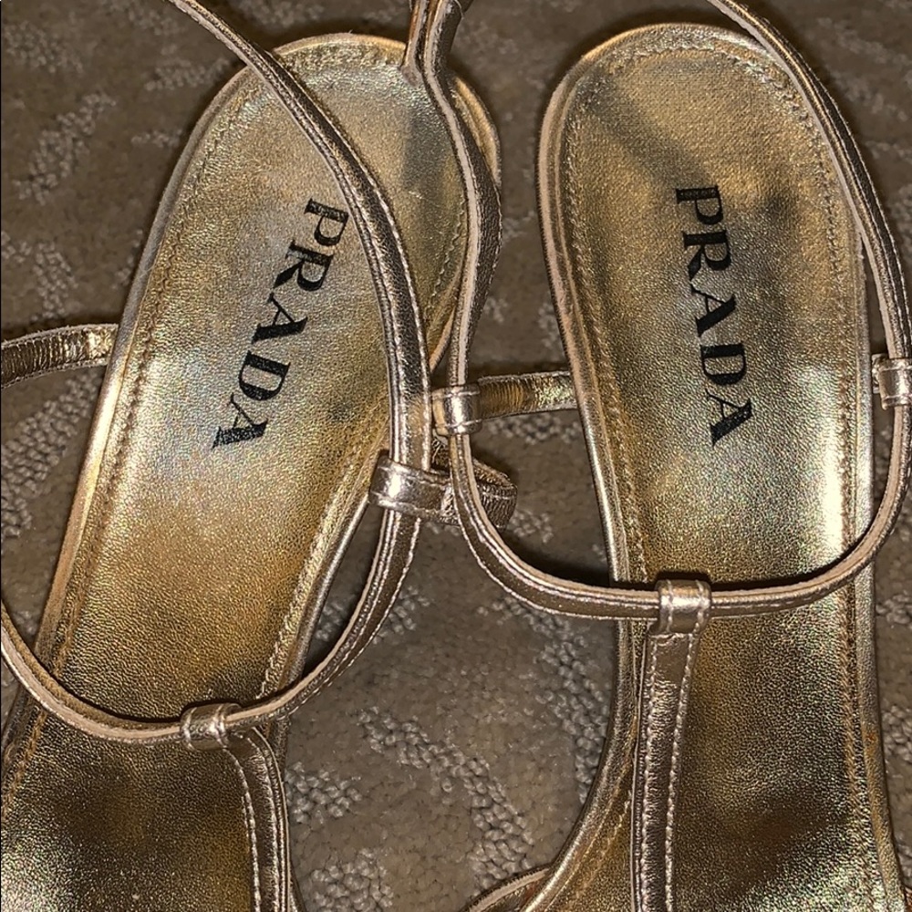 Gold heels , PRADA - Picture 4 of 6